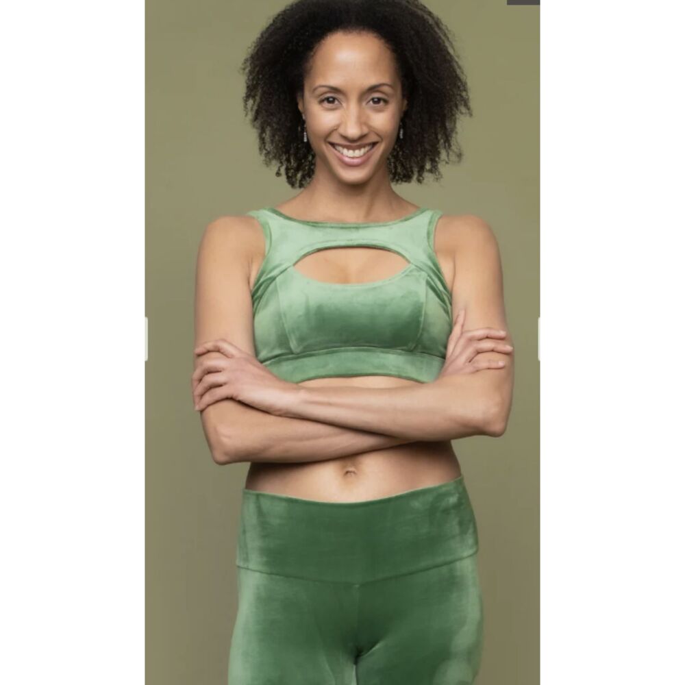 Velour Peek-a-Boo Sports Bra and leggings SET xs : Sage